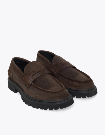 LES DEUX - TATUM SUEDE LOAFER DARK BROWN